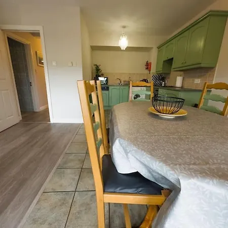 Apartment Centrally Located At The Shore - Bundoran